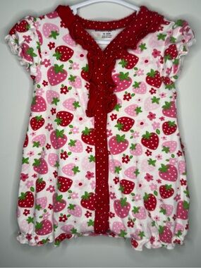 BabiesRUs stawberry romper